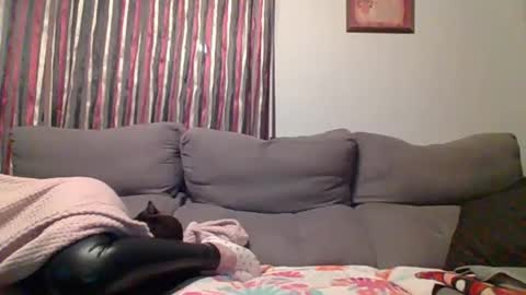 Snapshot of luna_perversa11 chatting on 11.08.25 Luna online show from 11.08.25