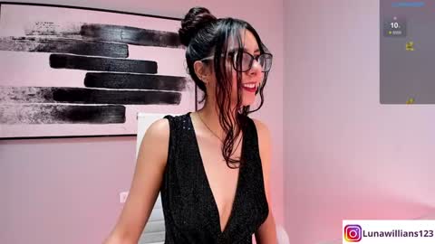 Snapshot of luna_willians chatting on 01.08.25 luna online show from 01.08.25