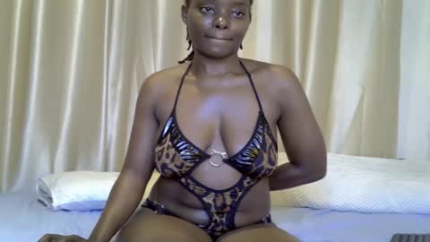 Snapshot of luna_zest chatting on 02.12.26 luna online show from 02.12.26