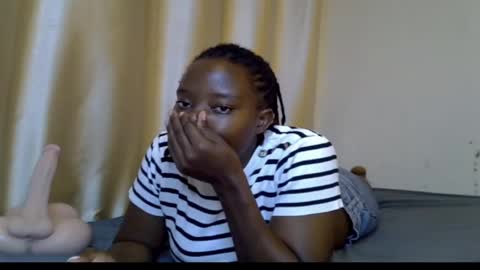 Snapshot of luna_zest chatting on 04.17.26 luna online show from 04.17.26