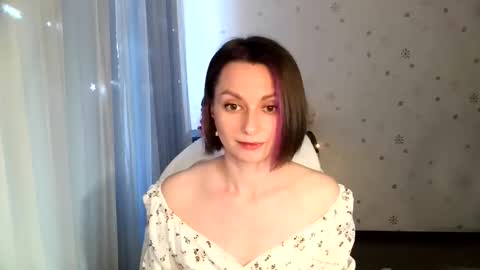 Snapshot of lunaa_bluee chatting on 06.10.26 lunaa_bluee online show from 06.10.26