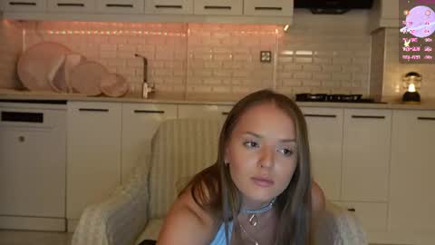 Snapshot of lunaaaura chatting on 07.22.26 Sophia online show from 07.22.26
