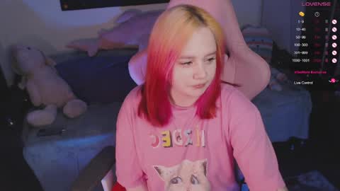 Snapshot of lunaali chatting on 06.01.26 Li online show from 06.01.26
