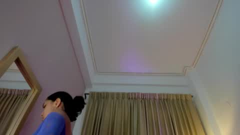 Luna Aspen online show from 09.23.25