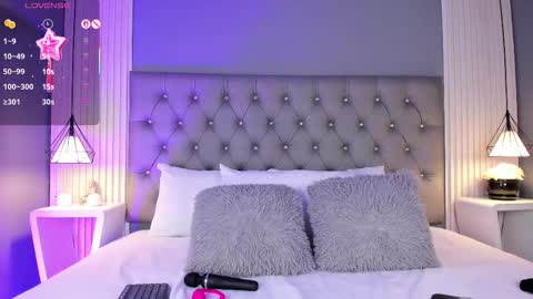 Luna  online show from 02.13.26