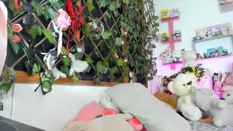 lunacristal_moon online show from 02.14.25