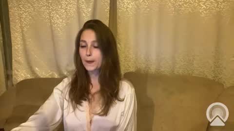 Snapshot of lunafeather chatting on 09.16.25 lunafeather online show from 09.16.25