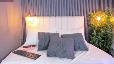 Luna  online show from 02.07.26