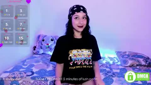 Snapshot of lunamoonroe chatting on 06.28.26 Luna Monroe online show from 06.28.26