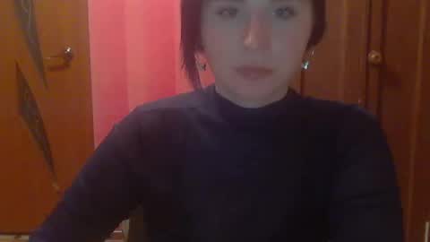 lunamystique_ online show from 01.24.25
