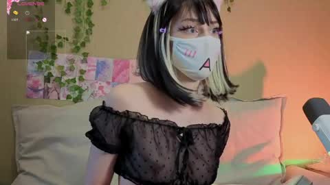 Snapshot of lunanyanmi chatting on 06.07.26 Luna online show from 06.07.26