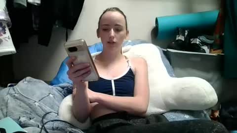 Snapshot of lunapixie2020 chatting on 12.10.24 lunapixie2020 online show from 12.10.24