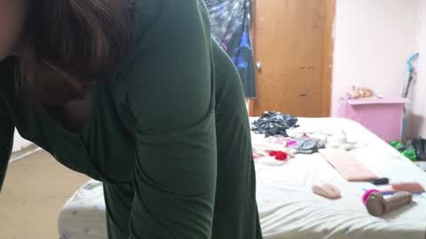 lunaquinn45 online show from 12.31.24