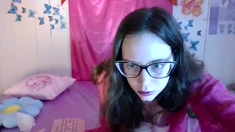 lunaquinn45 online show from 11.11.25