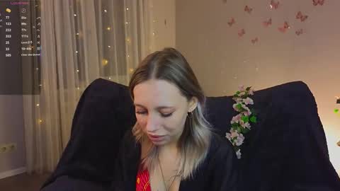 Snapshot of lunariabliss chatting on 01.17.26 Kelly online show from 01.17.26