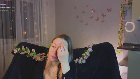 Snapshot of lunariabliss chatting on 01.19.26 Kelly online show from 01.19.26