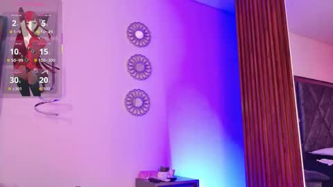 Luna   online show from 02.25.26