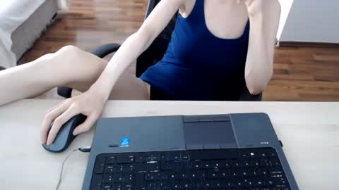 Snapshot of lunavibe_ chatting on 07.03.26 lunavibe_ online show from 07.03.26
