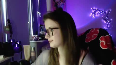 LunaXcherry online show from 05.07.26