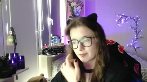 LunaXcherry online show from 05.09.26