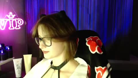 Snapshot of lunaxcherry chatting on 07.28.26 LunaXcherry online show from 07.28.26