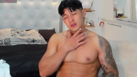 Snapshot of lunay_xtreemboy chatting on 10.22.25 Lunay online show from 10.22.25