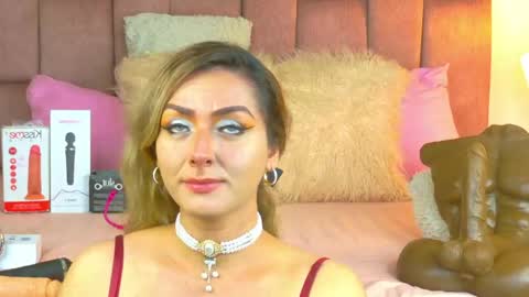 Snapshot of lunitadiva chatting on 04.24.26 lunitadiva online show from 04.24.26