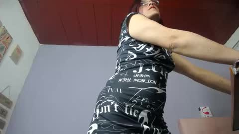 Luna Tamara online show from 05.25.26