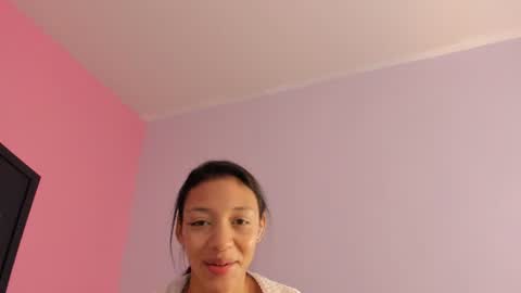 Snapshot of lupeebony chatting on 06.18.26 lupe online show from 06.18.26