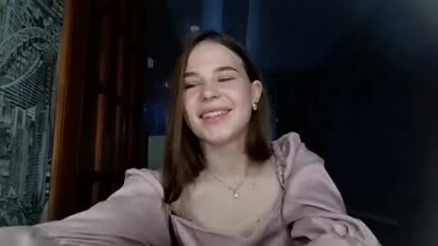 Snapshot of luracantero chatting on 05.30.26 Alice online show from 05.30.26