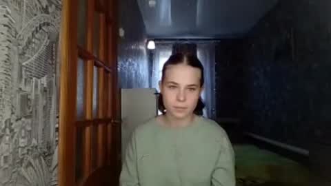 Snapshot of luracantero chatting on 06.01.26 Alice online show from 06.01.26