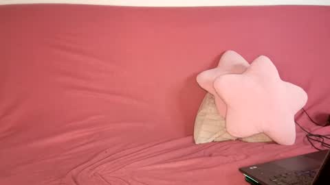 Luros Modasy online show from 02.27.25