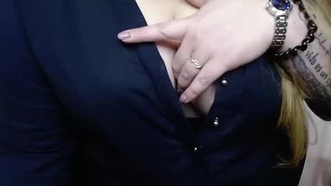 Hailey online show from 01.27.25