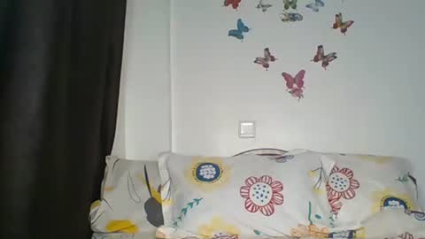 lushlola254 online show from 10.15.25