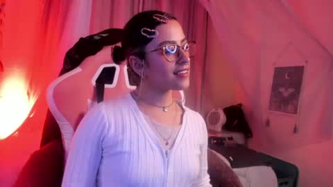 Snapshot of lusiana__ chatting on 06.20.26 Luci online show from 06.20.26