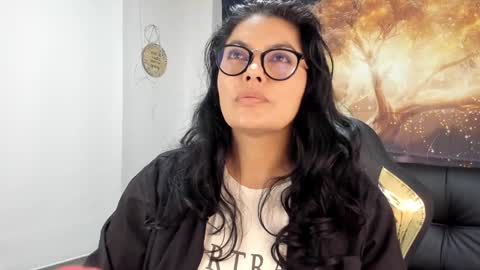 Snapshot of lust_mom chatting on 12.03.24 Angela 3 online show from 12.03.24