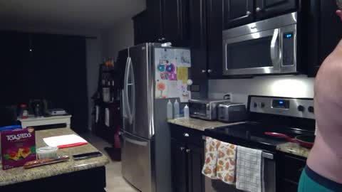 Snapshot of lusterandsp1ce chatting on 12.03.24 lustersp1ce online show from 12.03.24