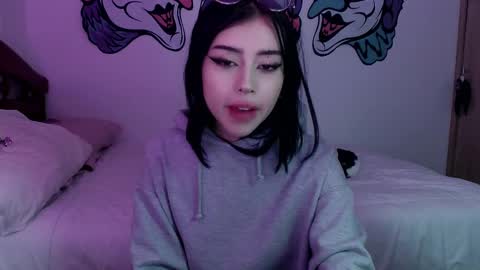 Snapshot of lustful_aprilx chatting on 12.03.24 Valerie April online show from 12.03.24