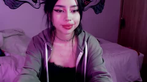 Snapshot of lustful_aprilx chatting on 12.06.24 Valerie April online show from 12.06.24
