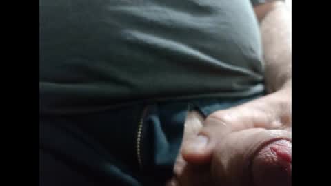 Snapshot of lutorres chatting on 12.07.24 lutorres online show from 12.07.24