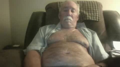 Snapshot of luv269er chatting on 05.22.26 luv269er online show from 05.22.26