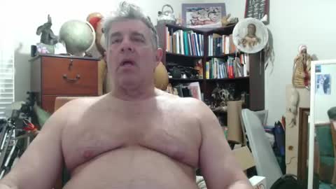 Snapshot of luv2bnakedallthetime chatting on 03.04.25 Tony online show from 03.04.25