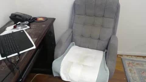 Snapshot of luv2havfunn chatting on 11.11.25 Luv2HavFunn online show from 11.11.25