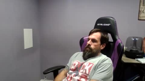 Luv2likslit online show from 10.29.25