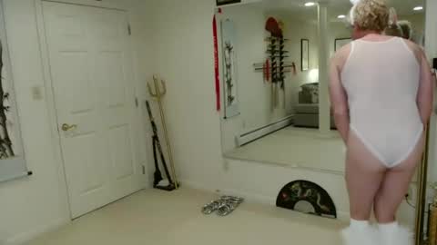 Luv Bunny online show from 02.23.25