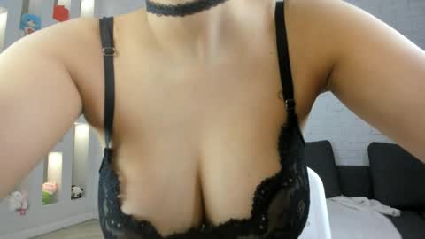 Yuna online show from 04.16.26