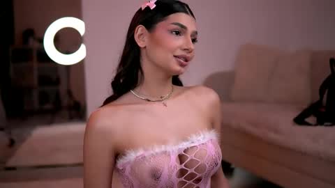 Caprice online show from 04.18.26