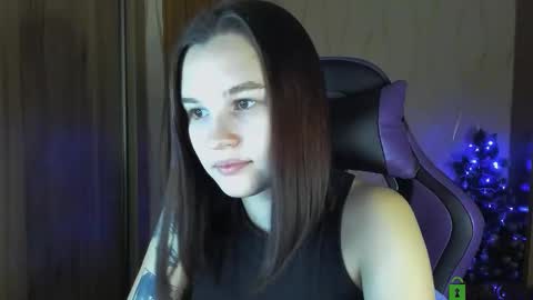 Snapshot of luvmeeow chatting on 12.02.24 Ann online show from 12.02.24