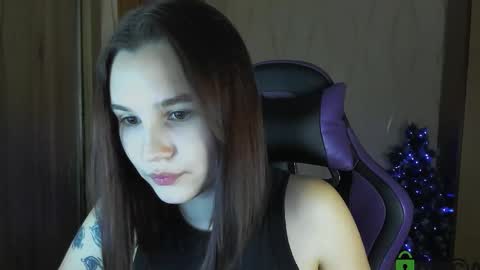 Snapshot of luvmeeow chatting on 12.04.24 Ann online show from 12.04.24