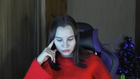 Snapshot of luvmeeow chatting on 12.05.24 Ann online show from 12.05.24